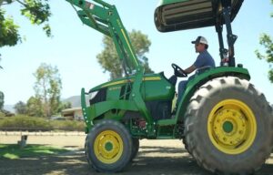 compact utility tractor